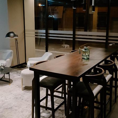 Apartamento Exclusivo Ciudad De Guatemala Zona 10 Екстериор снимка