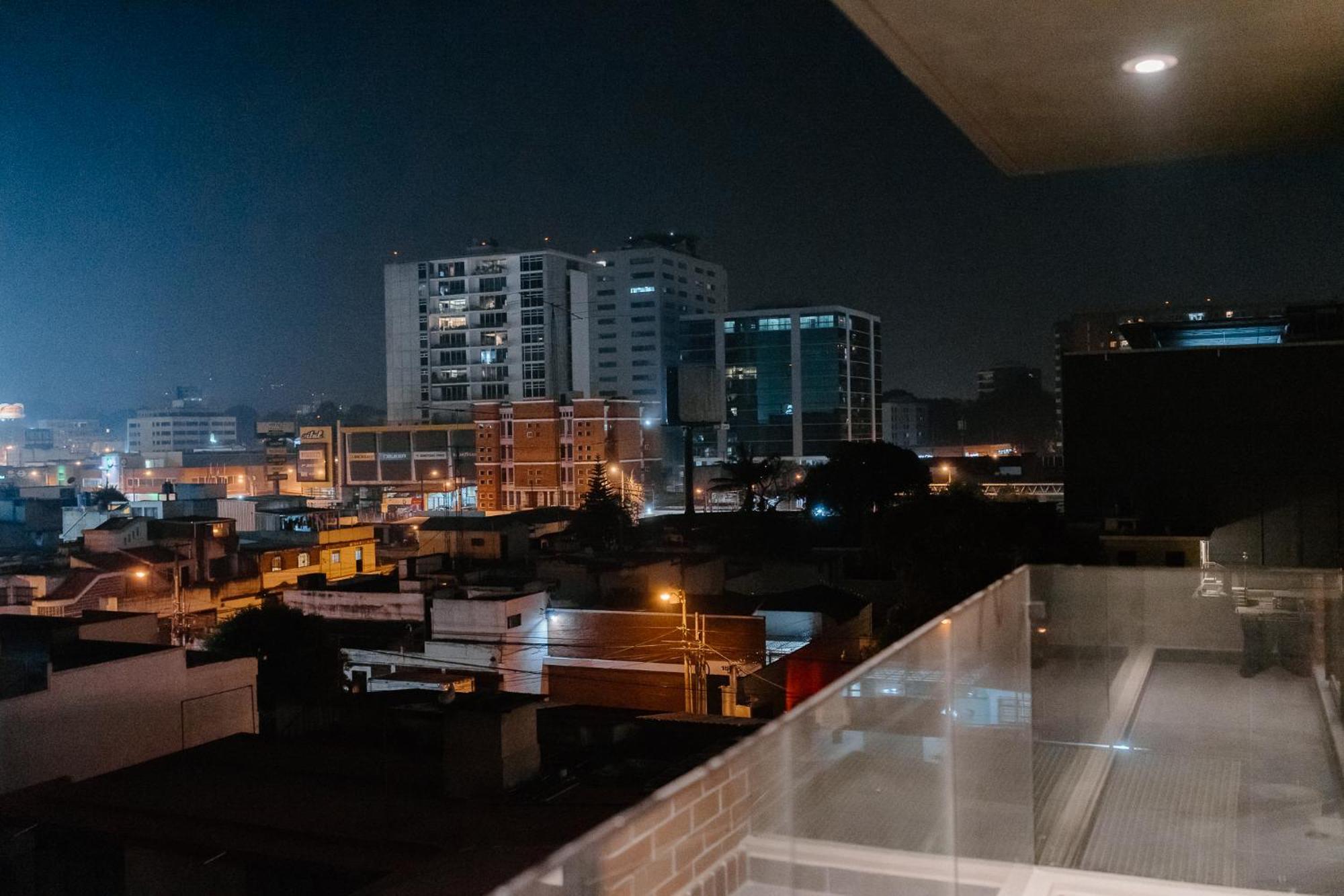 Apartamento Exclusivo Ciudad De Guatemala Zona 10 Екстериор снимка